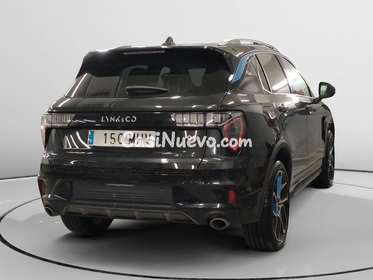 Lynk & Co 01 PHEV