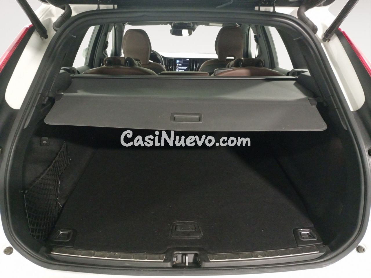 Volvo XC60 R-Design - foto 14