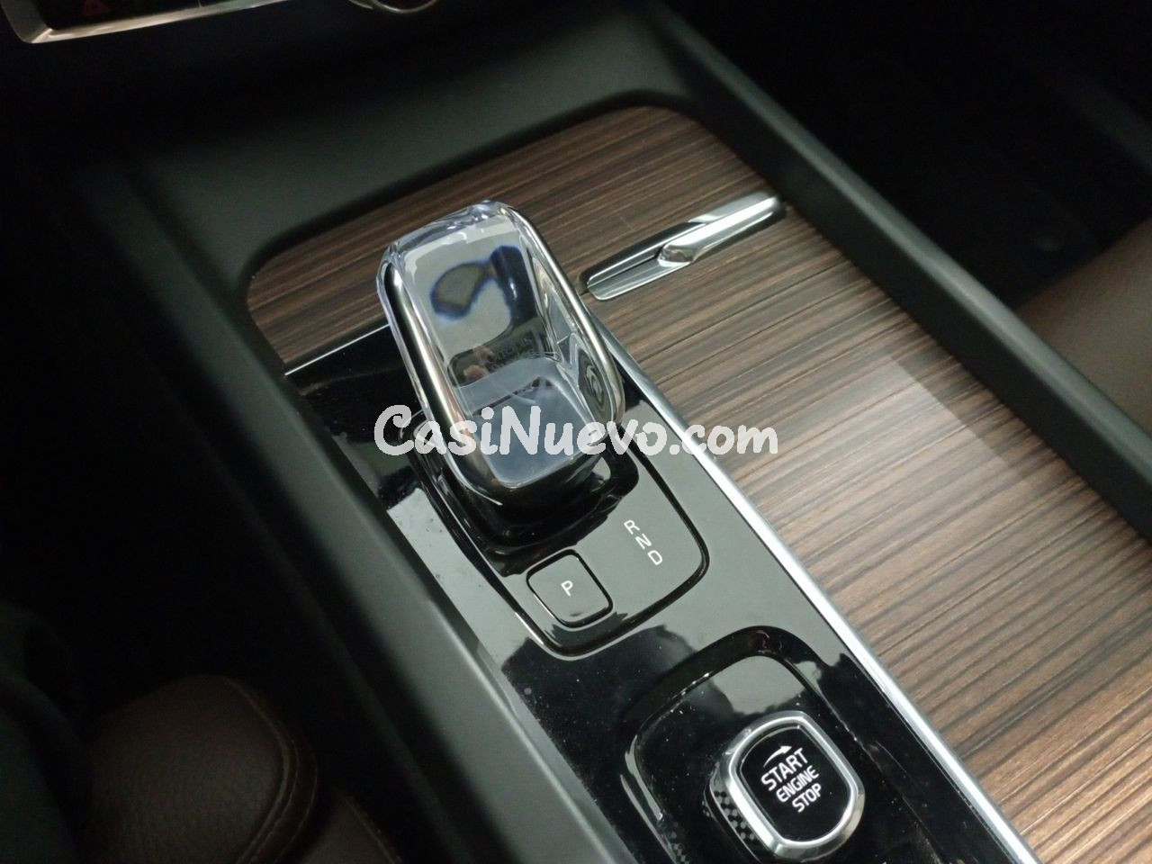 Volvo XC60 R-Design - foto 15