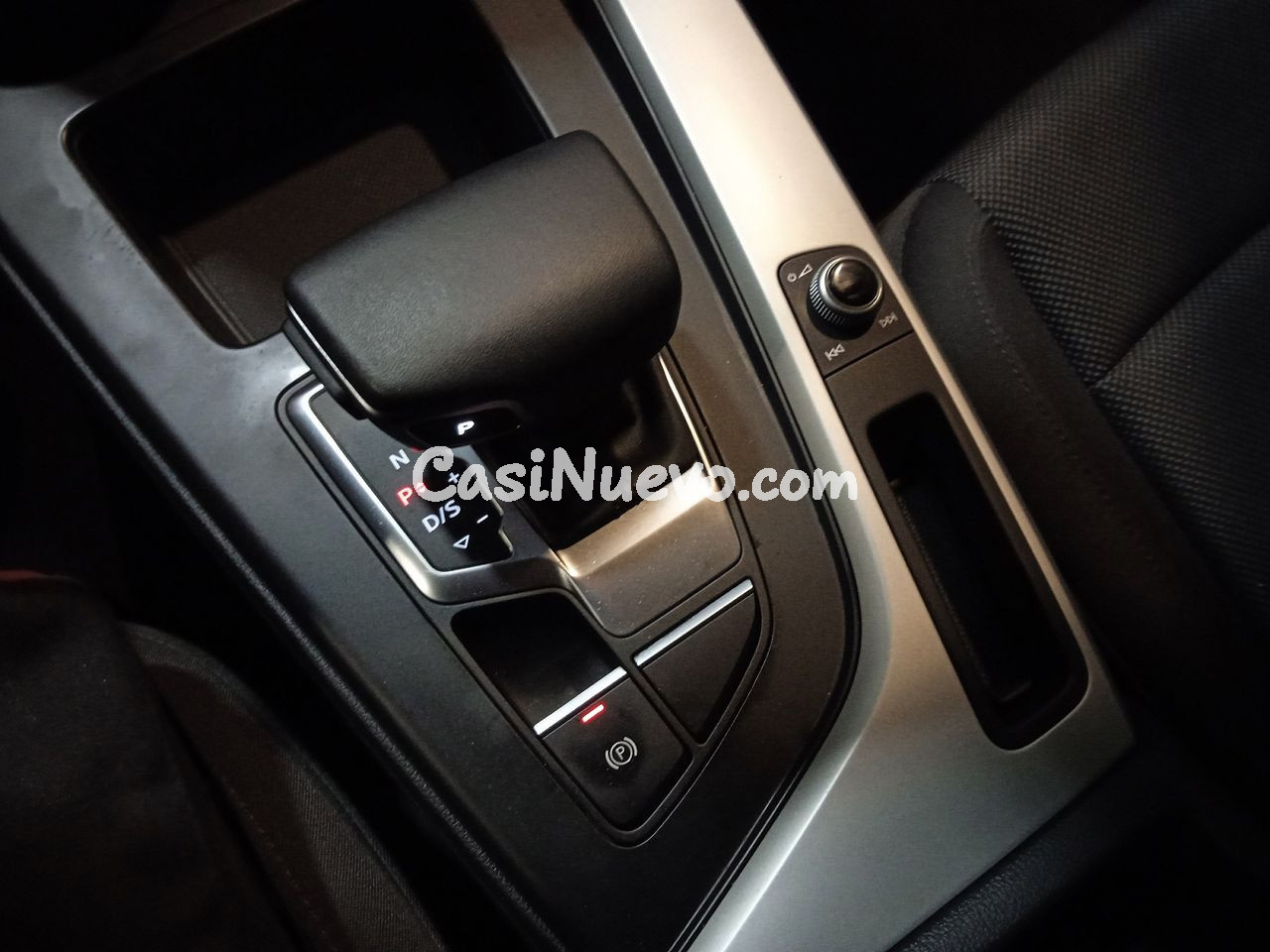 Audi A4 35 advanced - foto 13