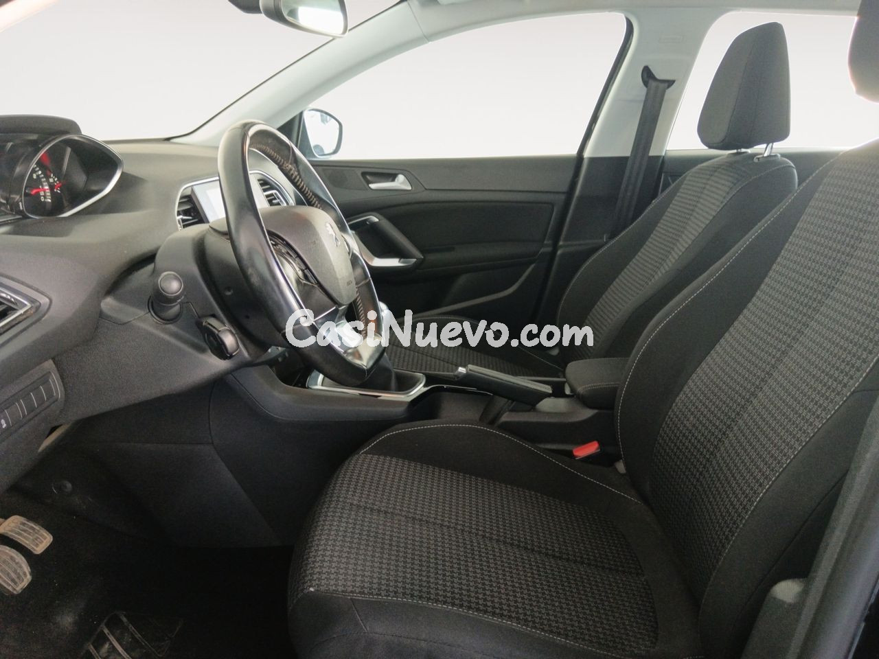 Peugeot 308 1.2 PureTech Tech Edition - foto 9