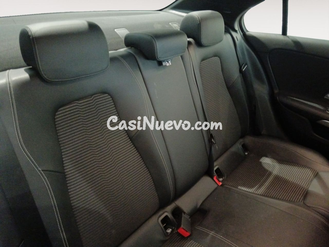 Mercedes Clase A 200 Sedán - foto 9