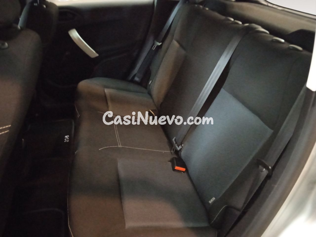 Peugeot 208 Access - foto 10