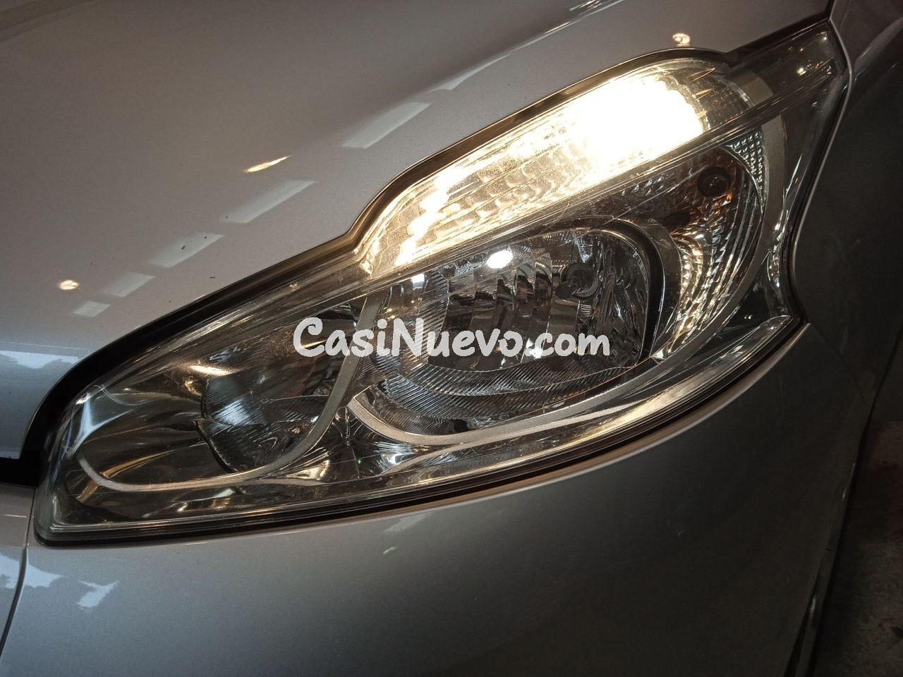 Peugeot 208 Access - foto 19