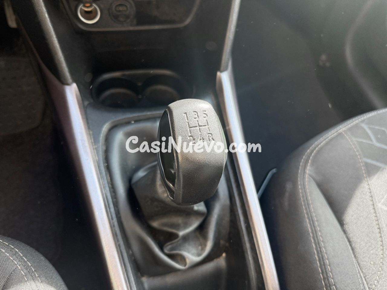 Peugeot 2008 Active - foto 13