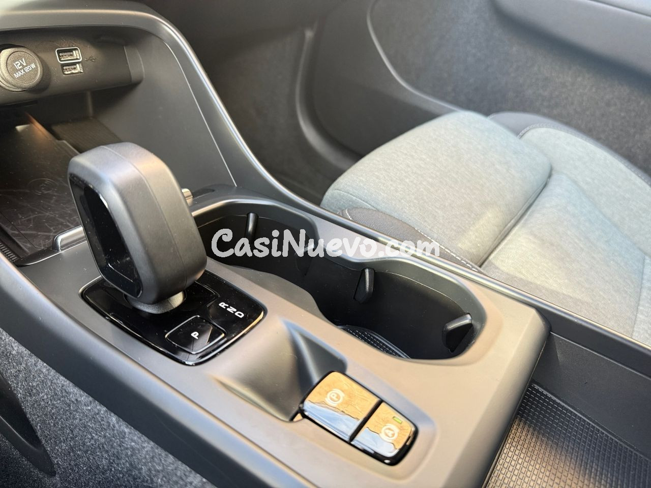 Volvo XC40 T4 Core Recharge PHEV 2WD - foto 13