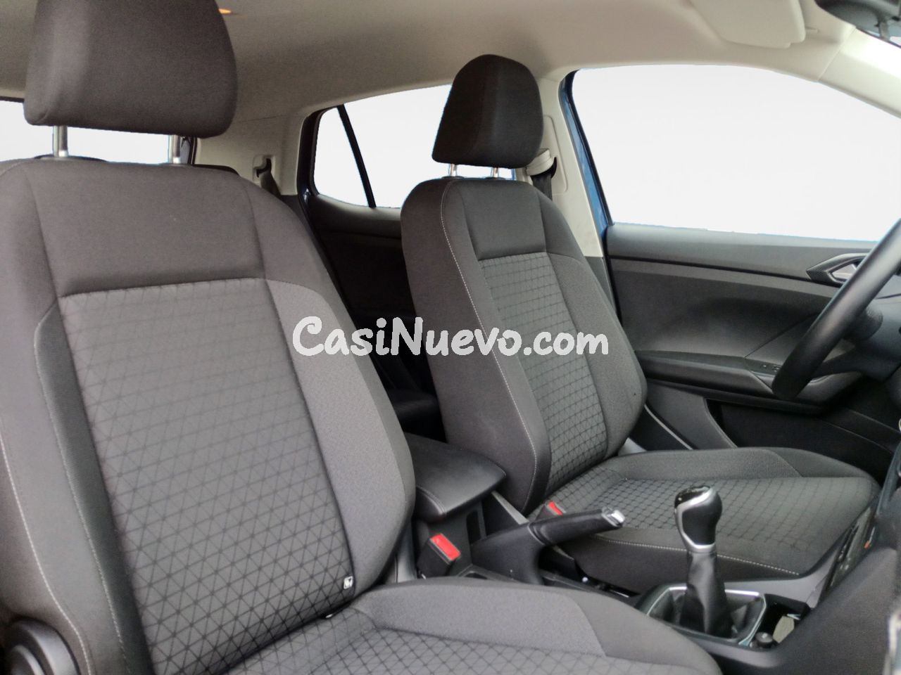 Volkswagen T-Cross Advance - foto 11