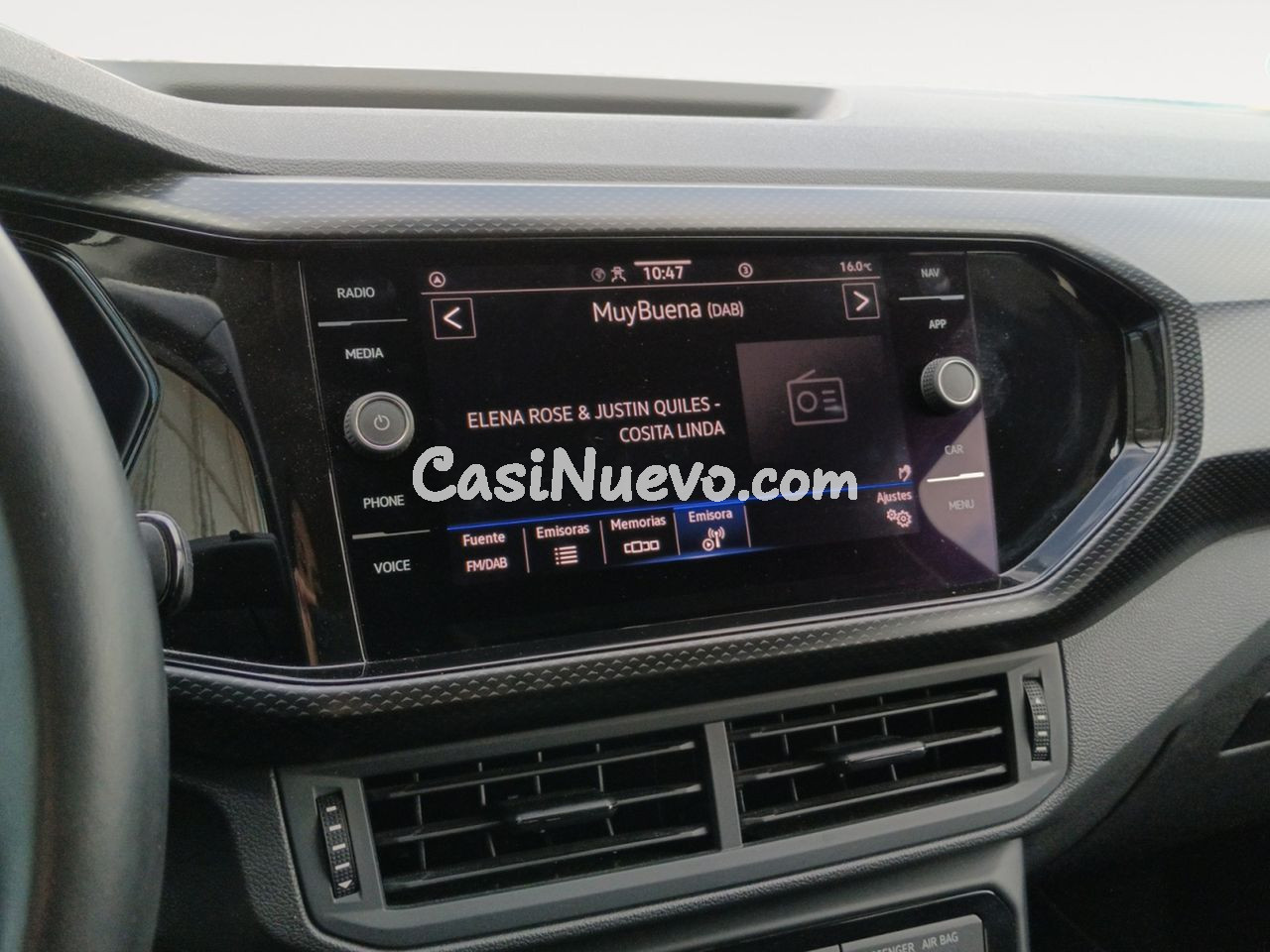 Volkswagen T-Cross Advance - foto 16