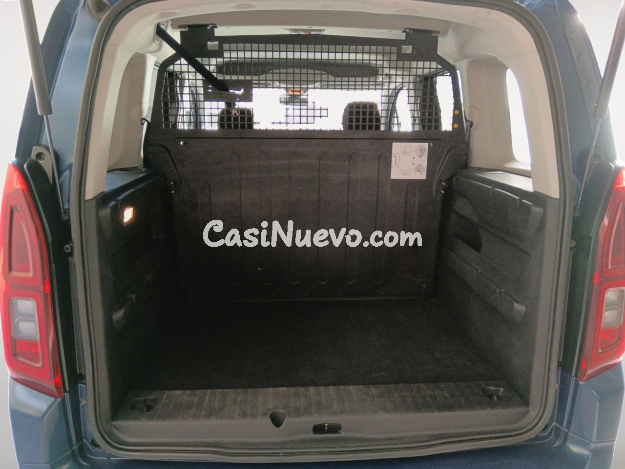 Opel Combo Cargo Bussines Elegance Plus - foto 12