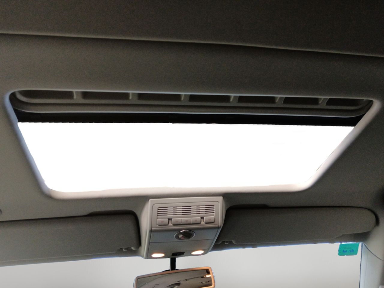 Volkswagen Transporter Multivan Highline - foto 12