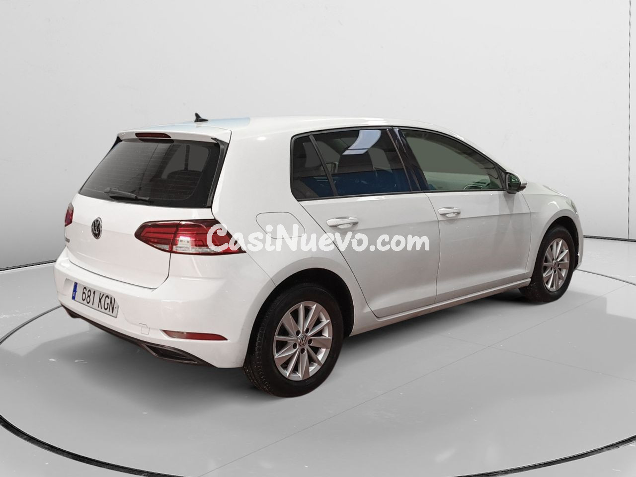 Volkswagen Golf Advance