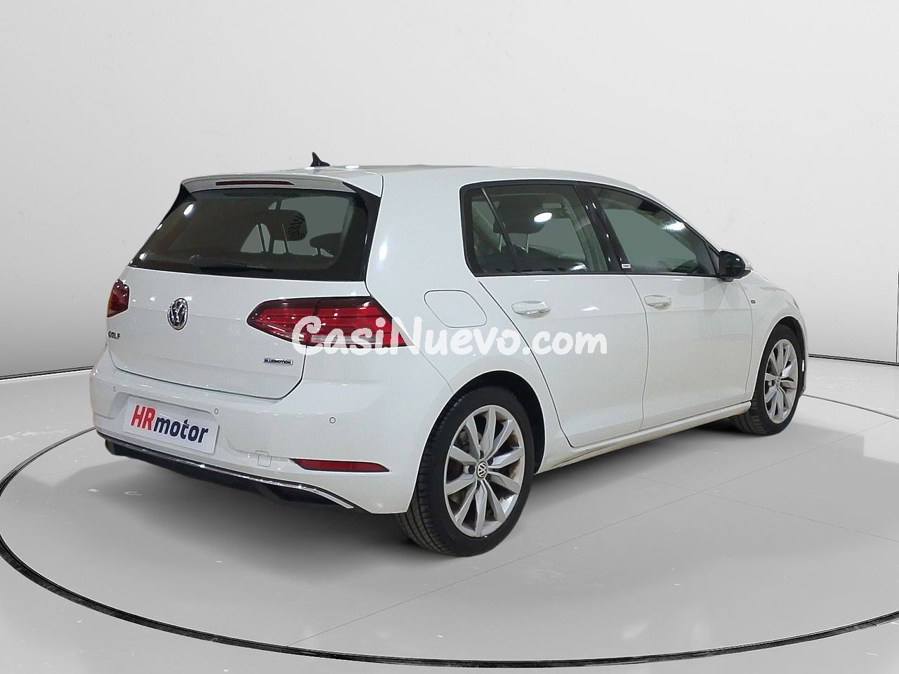 Volkswagen Golf Advance
