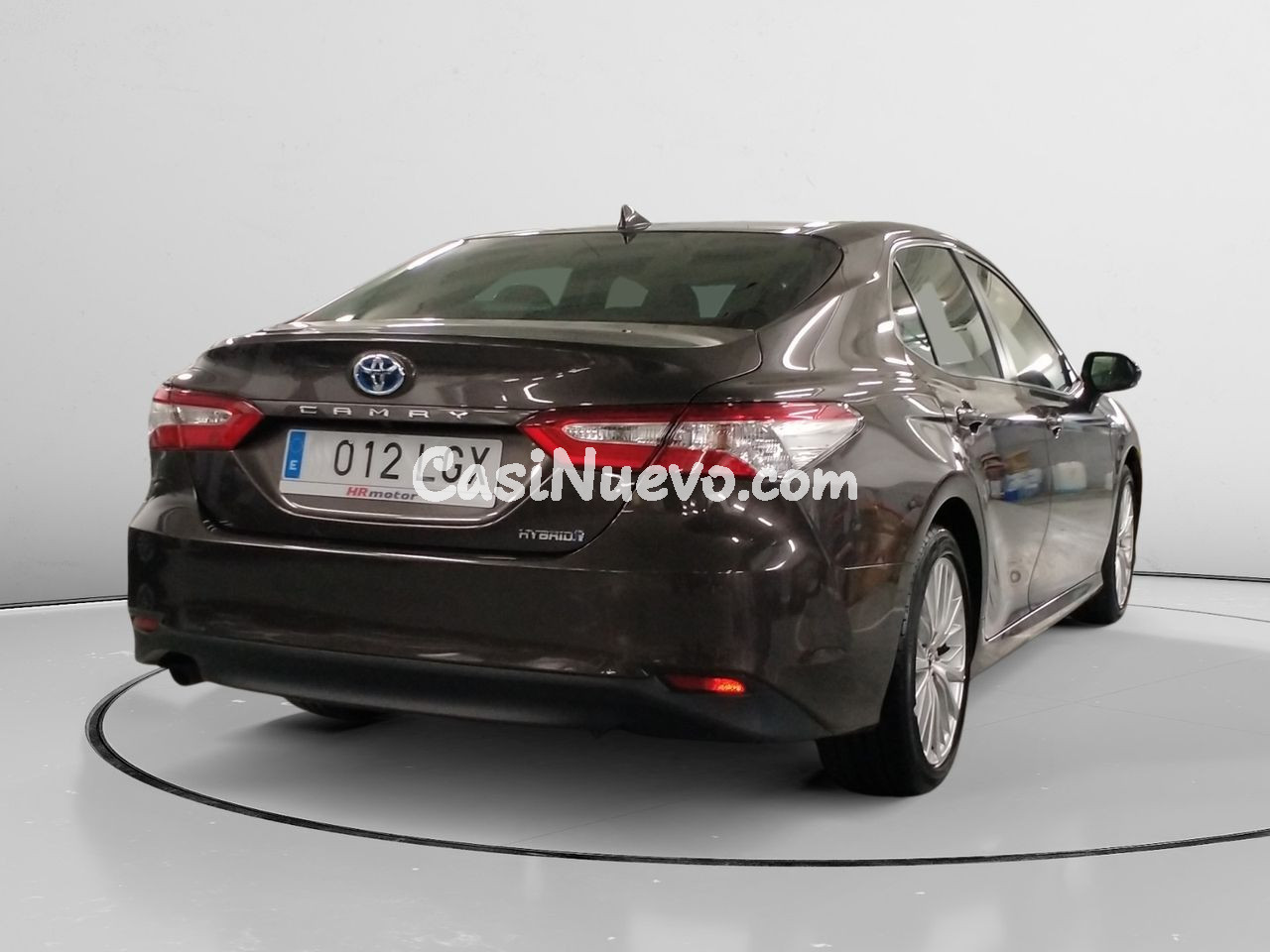 Toyota Camry Hybrid Luxury