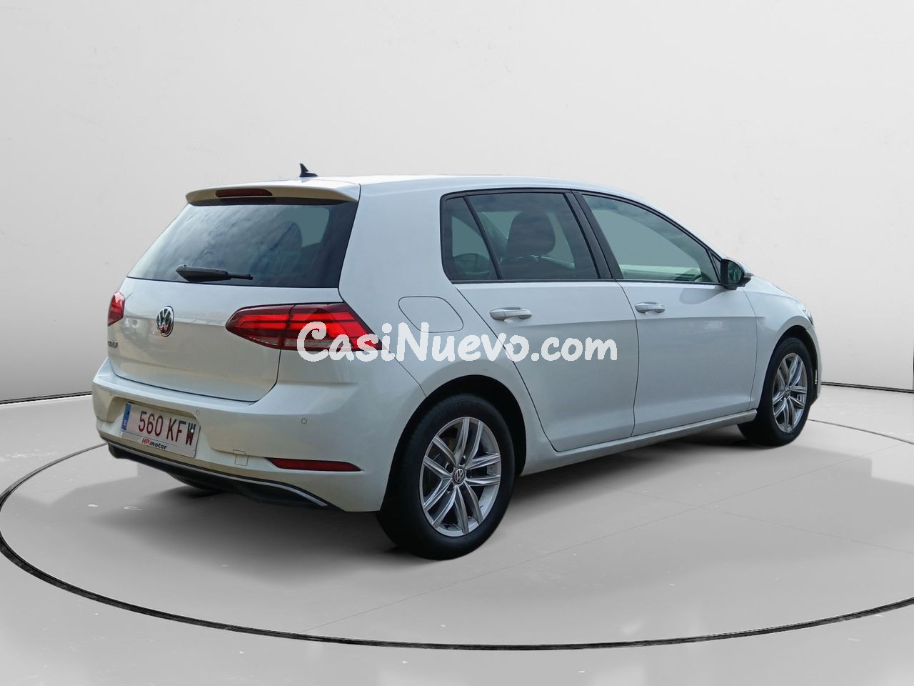 Volkswagen Golf Advance