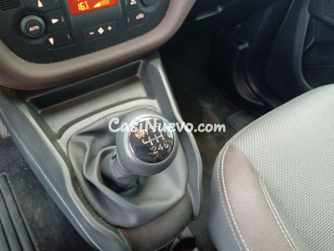 Fiat Doblò Trekking - foto 13