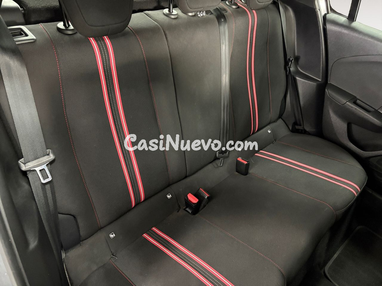 Opel Corsa GS Line - foto 9