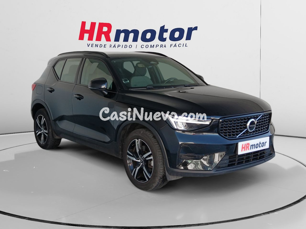 Volvo XC40 Plus Dark