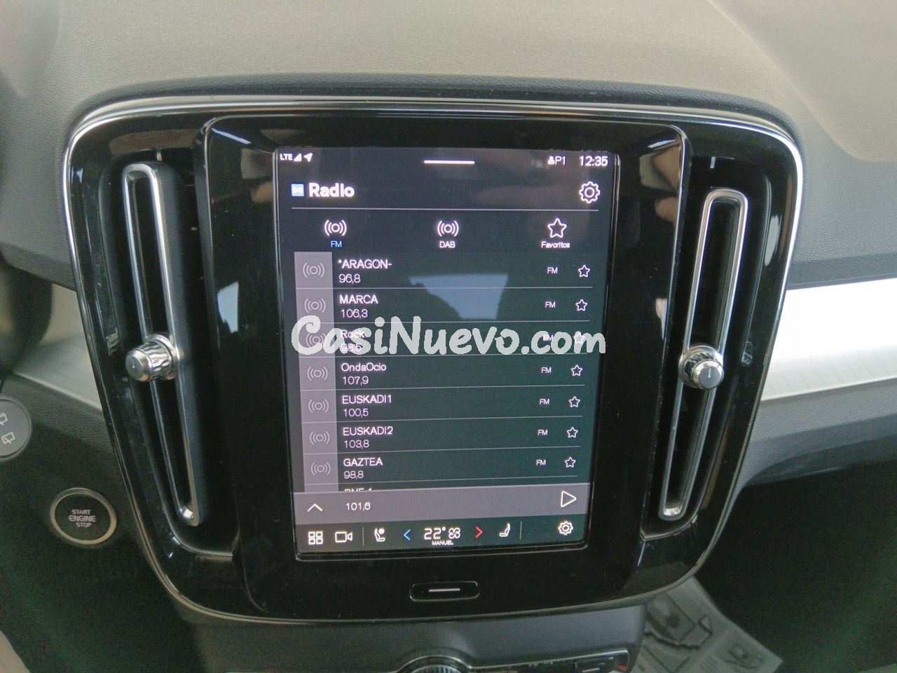 Volvo XC40 Plus Dark - foto 17