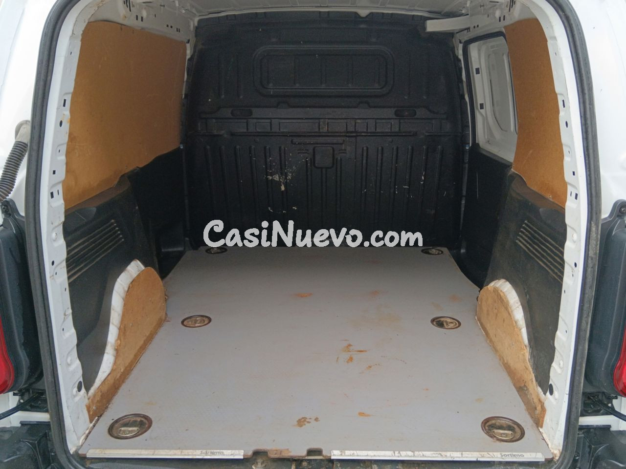 Peugeot Partner Premium - foto 10