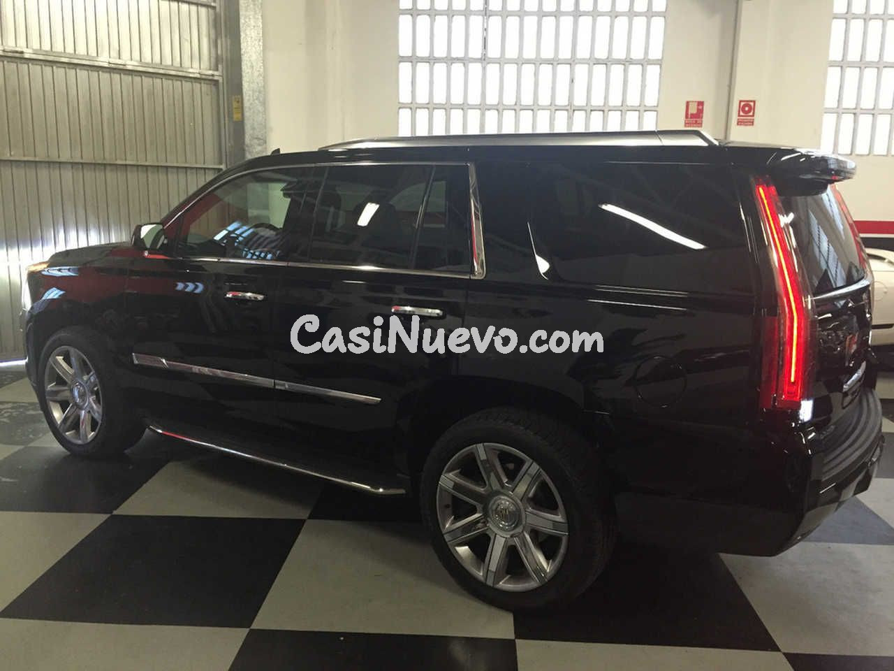 Cadillac Escalade Luxury - foto 4