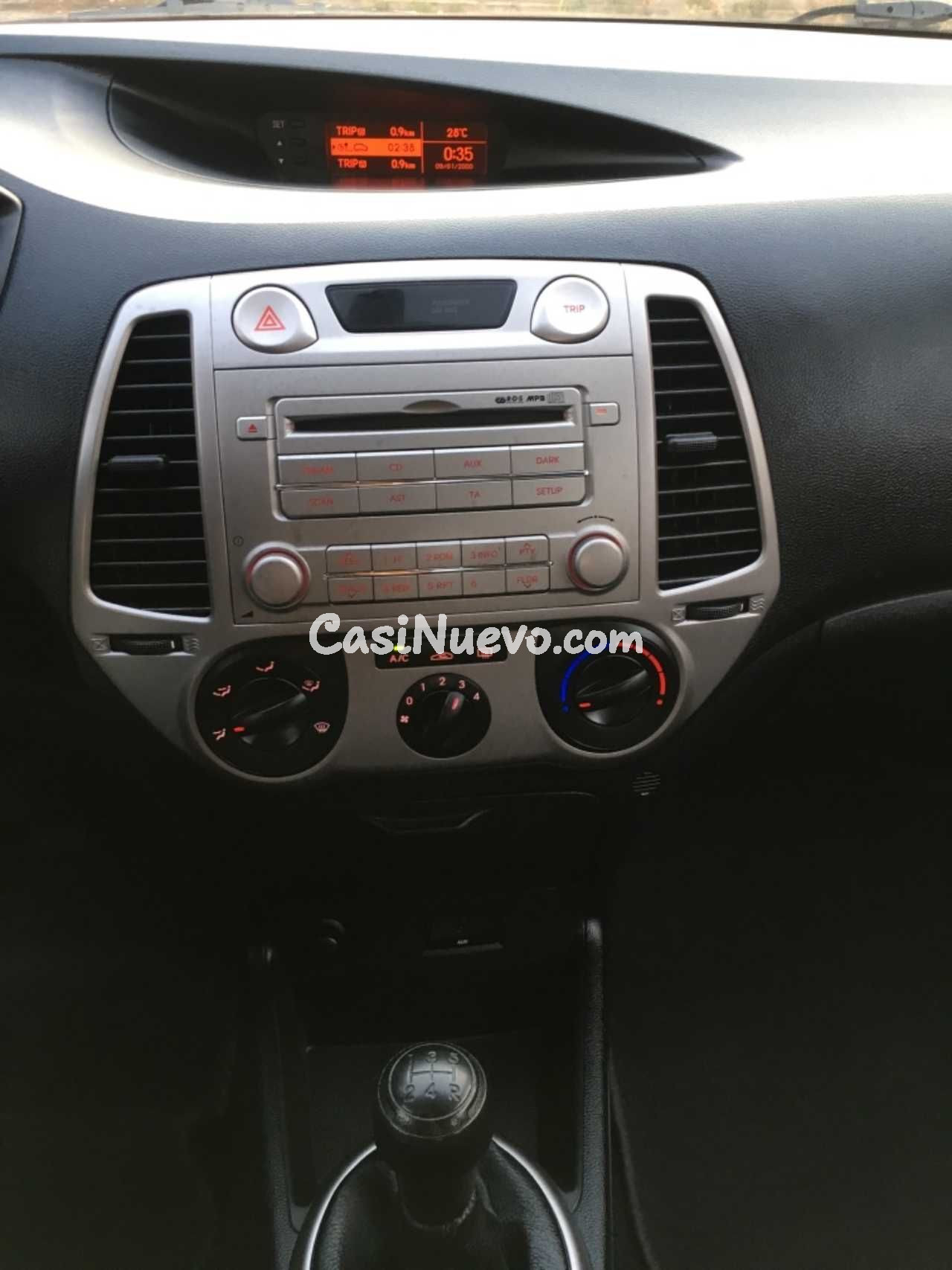 Hyundai i20 1.2 - foto 13