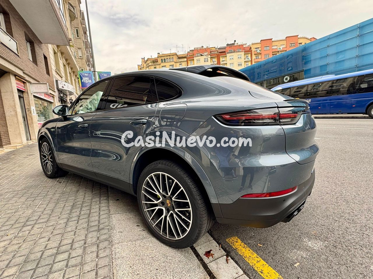 Porsche Cayenne COUPE HYBRID