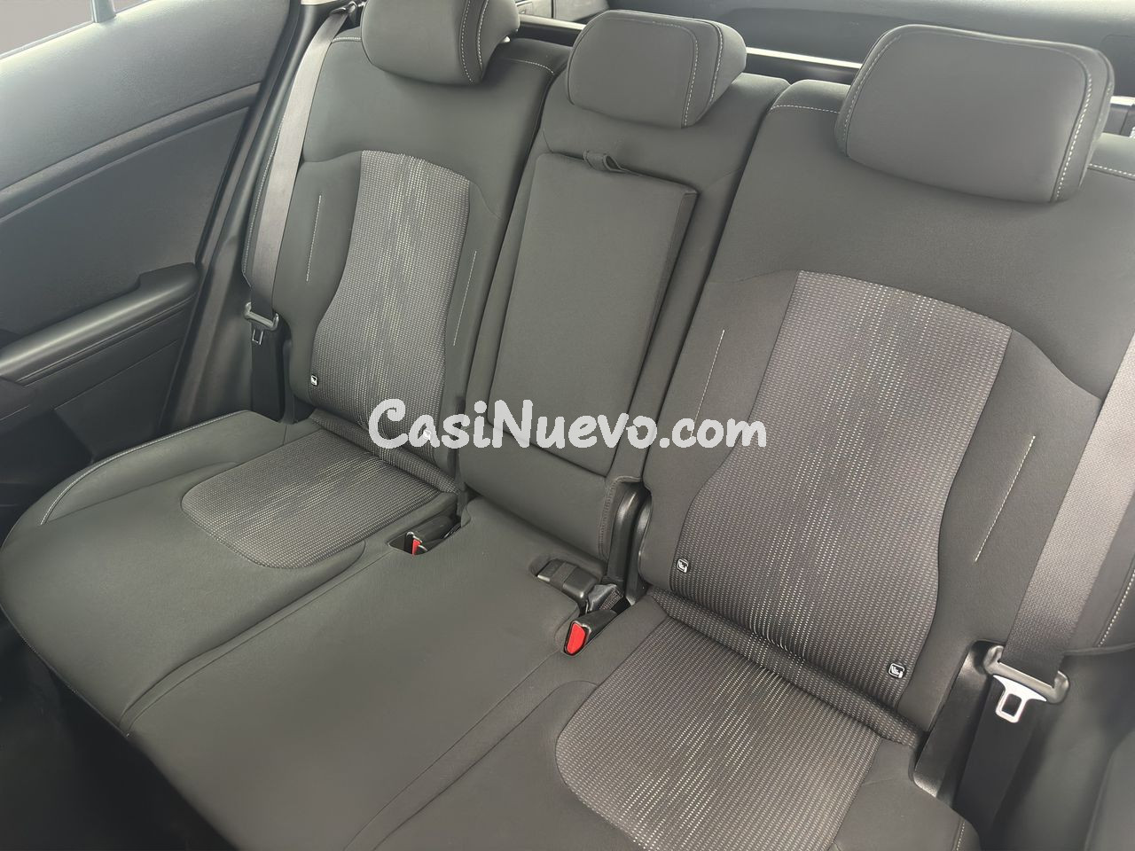 Kia Sportage 1.6 T-GDi MHEV 180CV Tech 4x4 DCT - foto 18