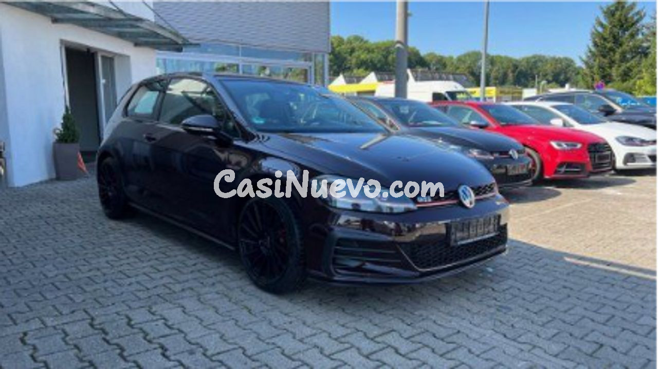 Volkswagen Golf 2.0 TSI GTI Performance