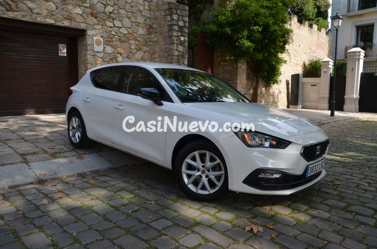 Seat Leon STYLE GO 2.0 TDI 115CV MT6 SISTEMA DE NAVEGACIÓN HIGH