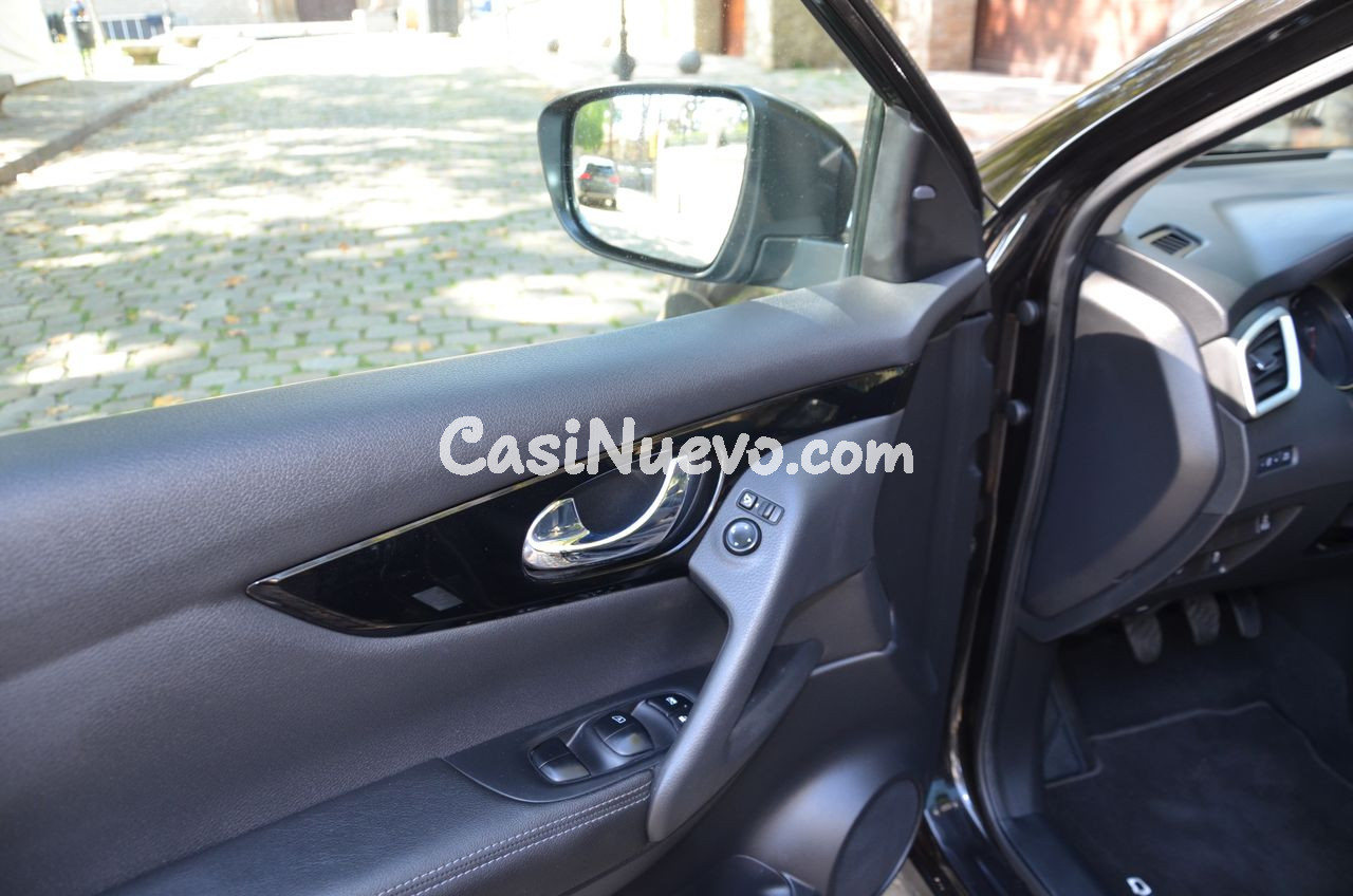 Nissan Qashqai 1.6DCI 4X4 -I TEKNA PREMIUM + PIEL