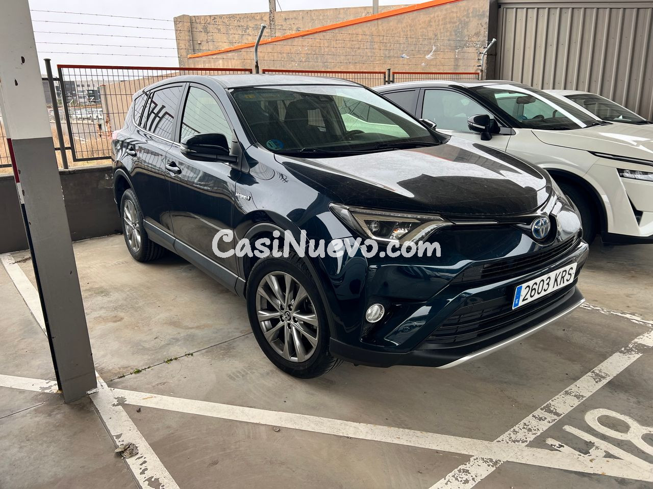 Toyota Rav4 2.5l hybrid 2WD Advance