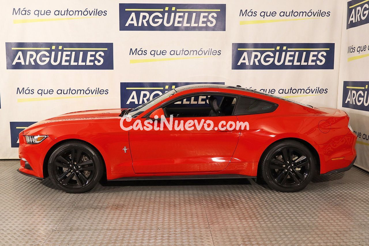 Ford Mustang 2.3 EcoBoost Fastback Auto 314cv - foto 3