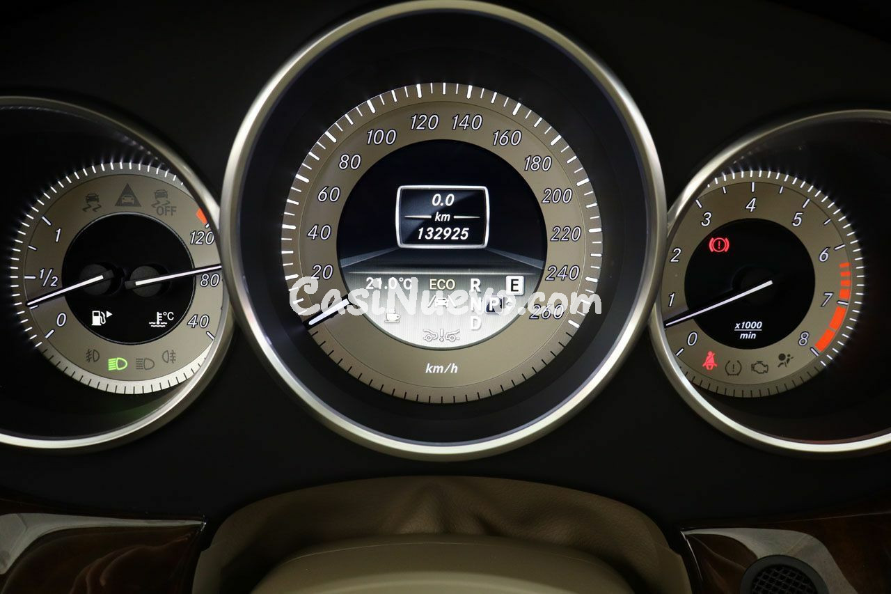 Mercedes Clase CLS CLS 500 4MATIC BlueEFFICIENCY 408cv - foto 21