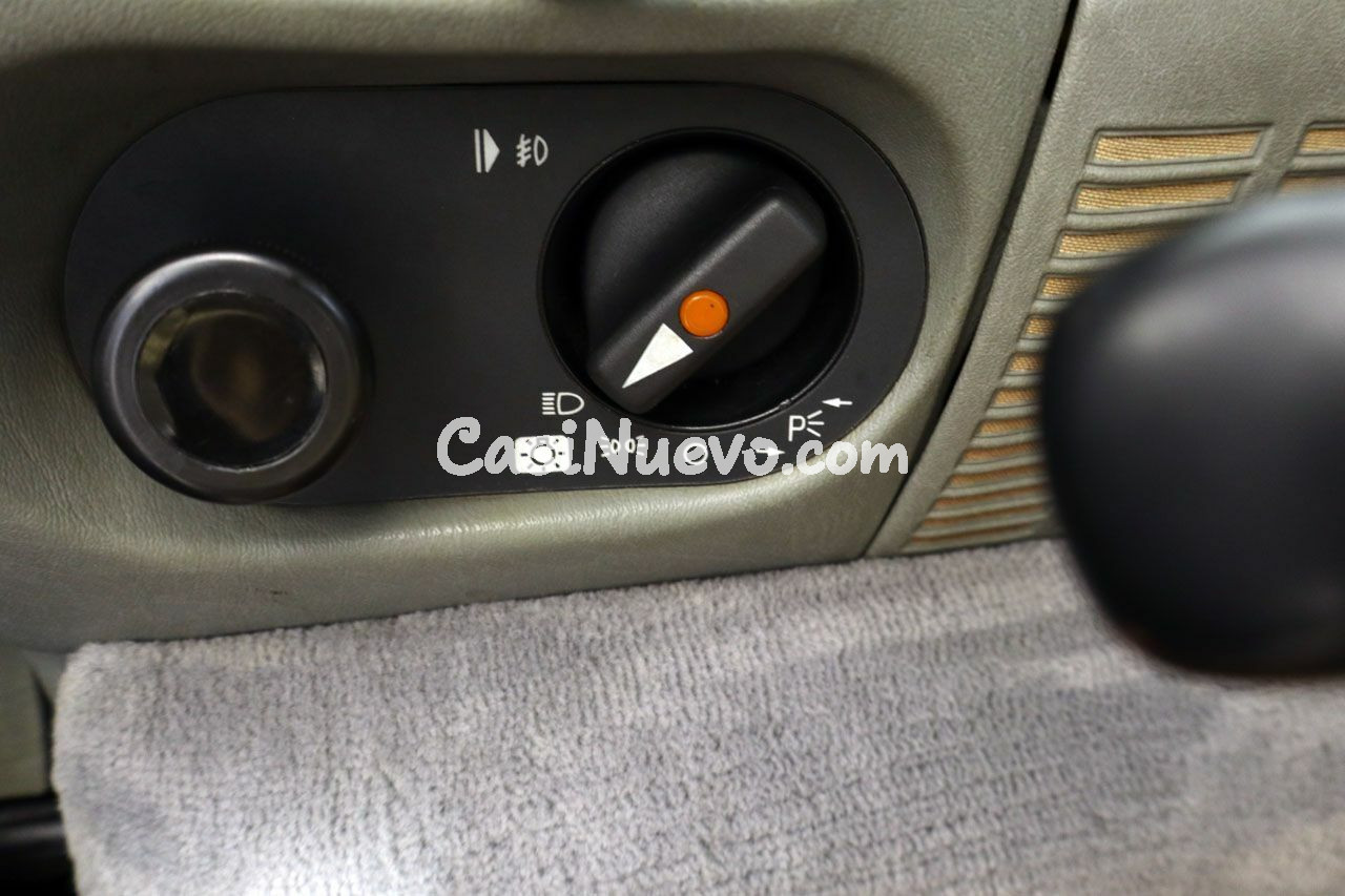 Mercedes Clase SL 560 SL V8 AUT Historico - foto 28