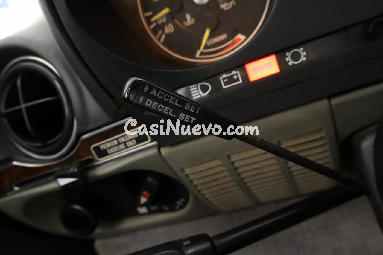 Mercedes Clase SL 560 SL V8 AUT Historico - foto 30