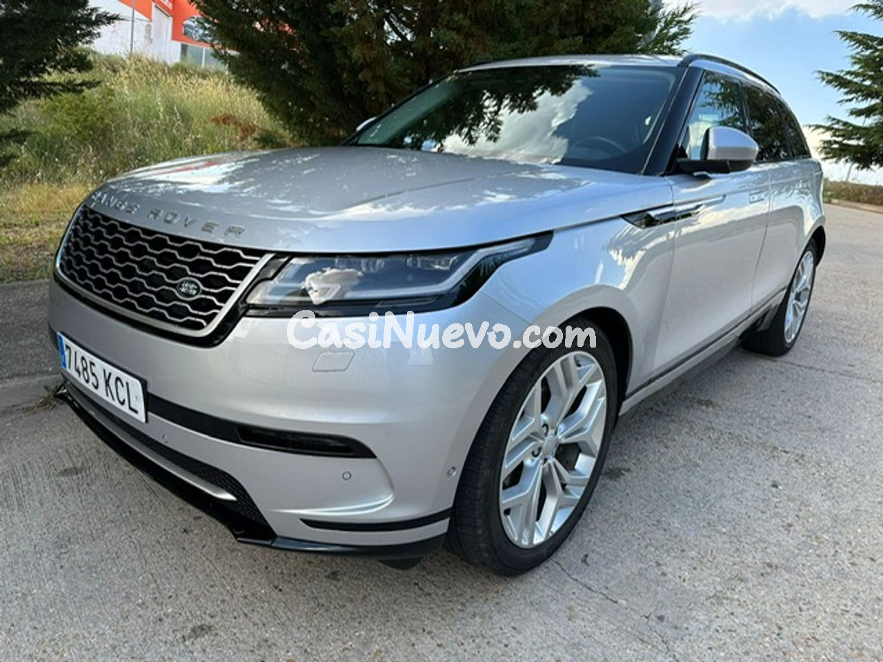 Land-Rover Range Rover Velar 240D AWD HSE AUTO