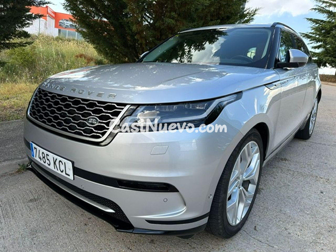 Land-Rover Range Rover Velar 240D AWD HSE AUTO