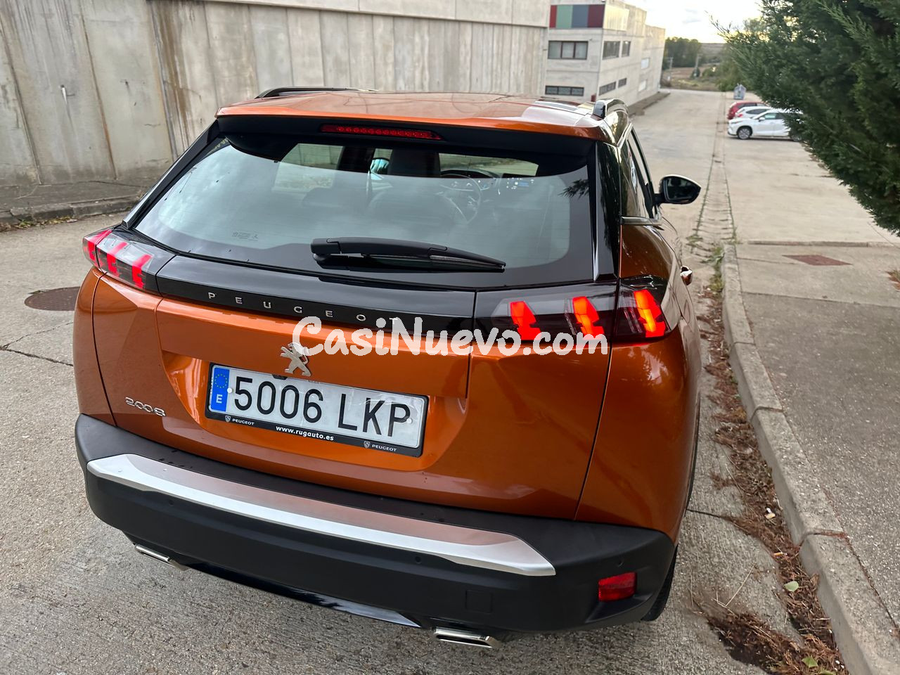 Peugeot 2008 1.2 T - foto 9