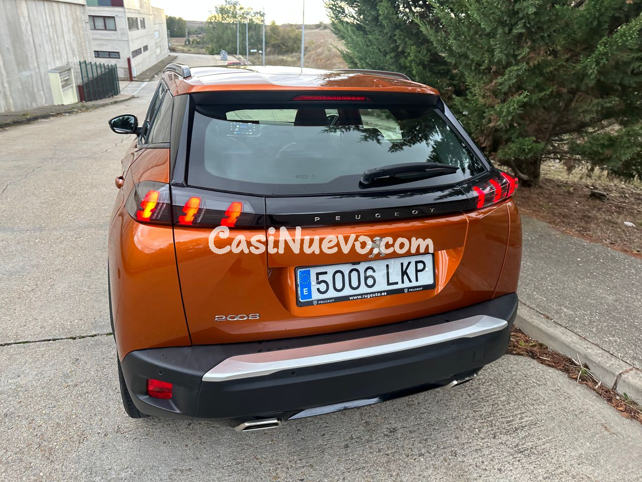 Peugeot 2008 1.2 T - foto 10