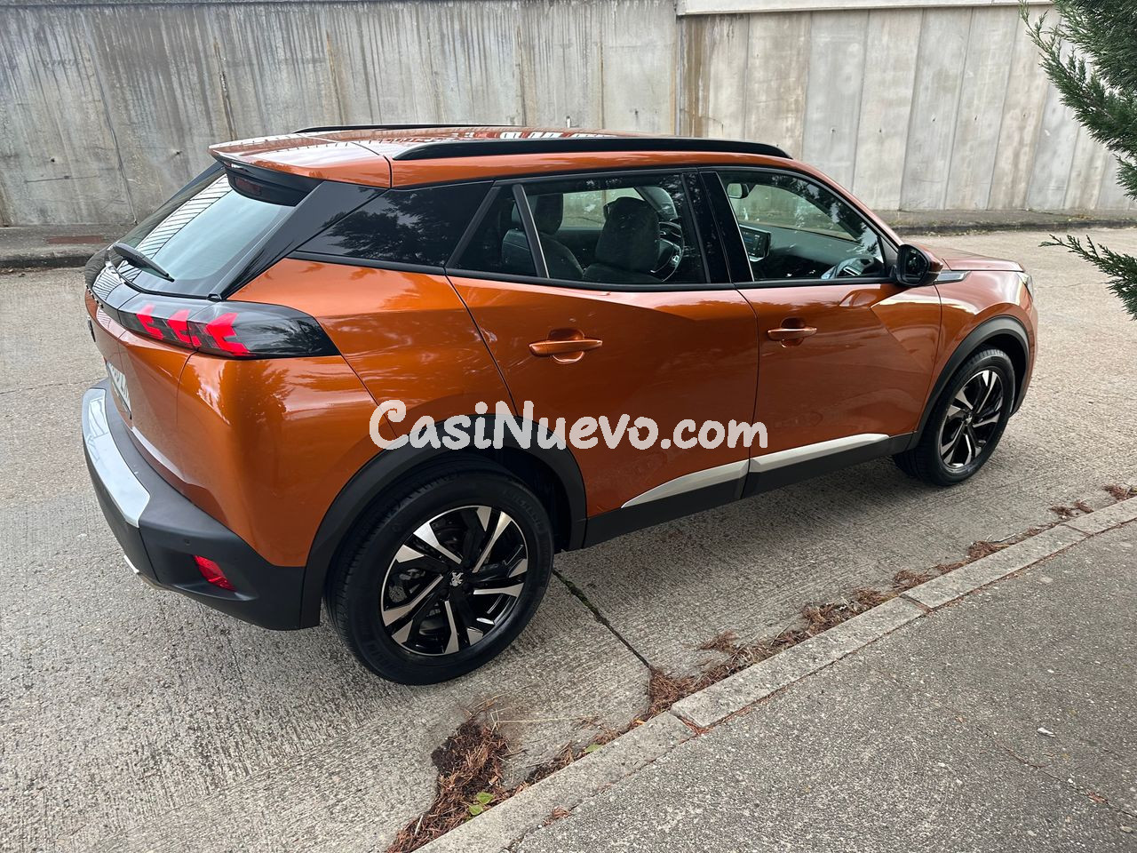 Peugeot 2008 1.2 T - foto 13