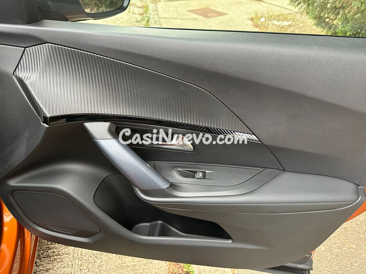 Peugeot 2008 1.2 T - foto 33