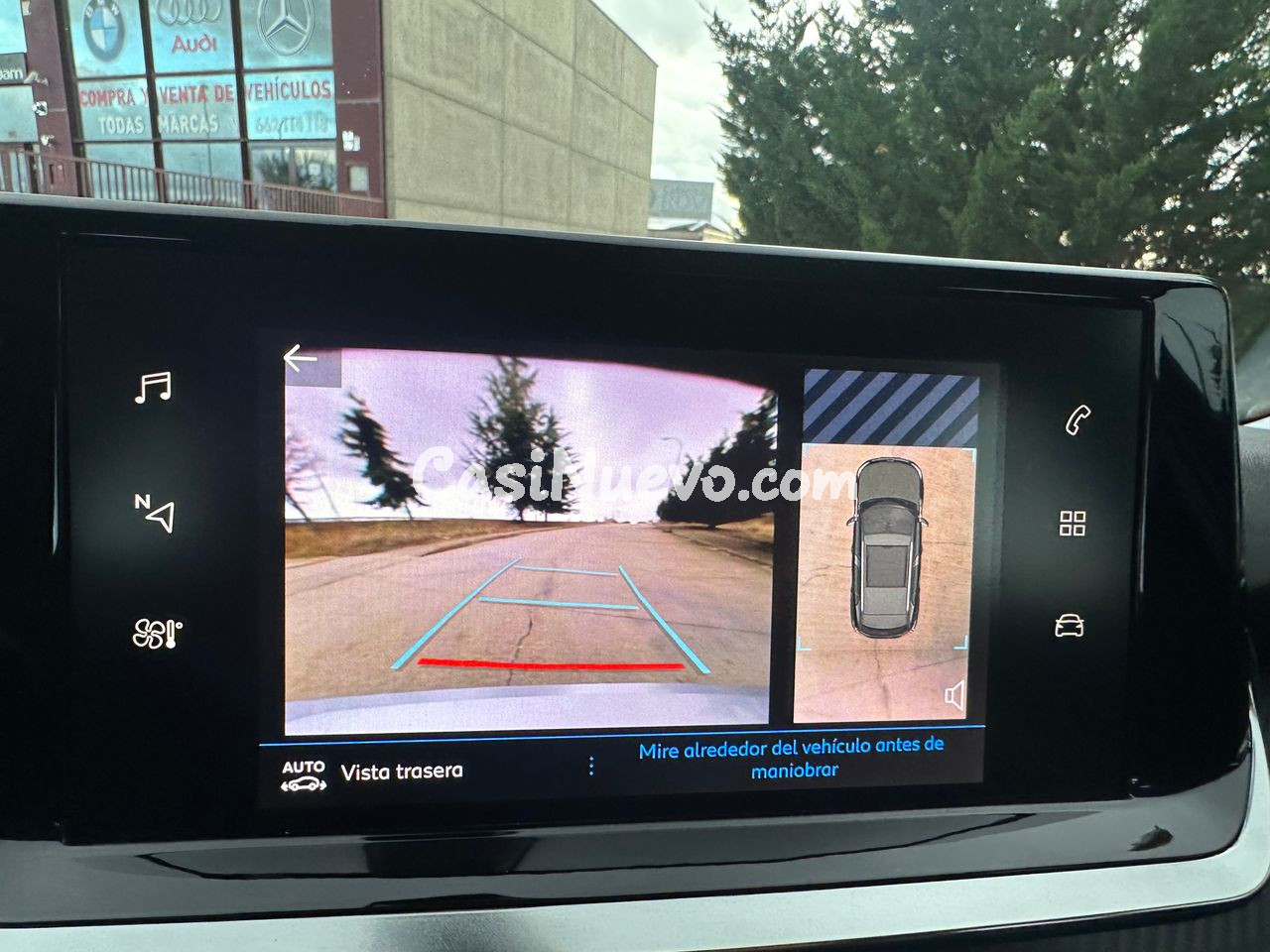 Peugeot 2008 1.2 T - foto 35