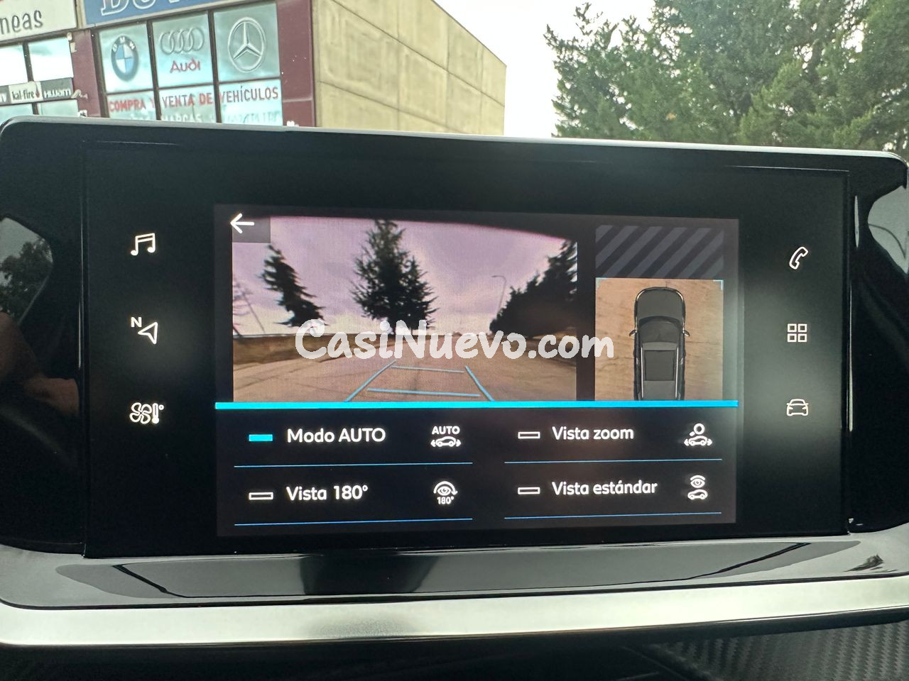 Peugeot 2008 1.2 T - foto 39