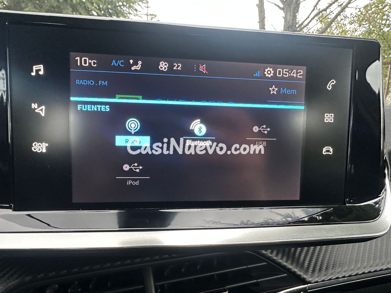 Peugeot 2008 1.2 T - foto 45