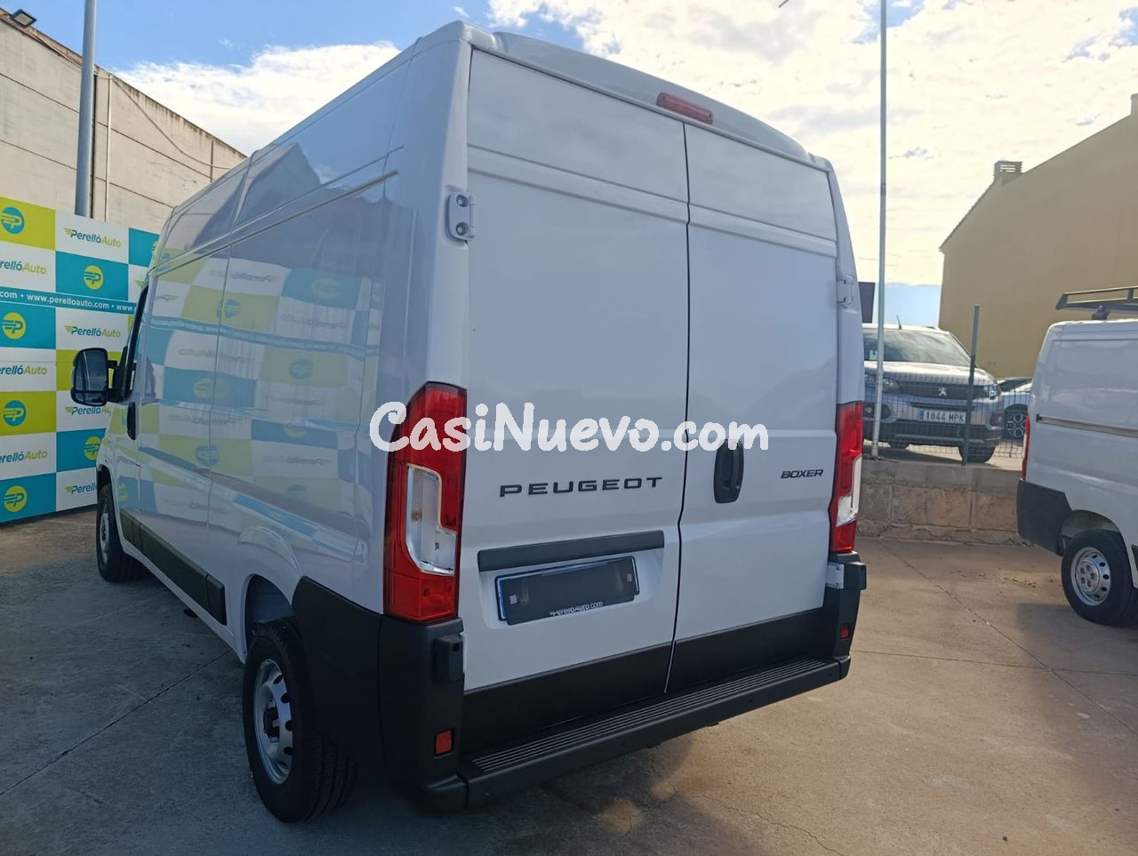 Peugeot Boxer FURGON 2.3 2H2 BLUEHDI 140 - foto 4