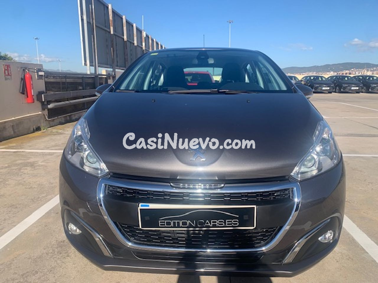 Peugeot 208 1.2 SIGNATURE 82CV