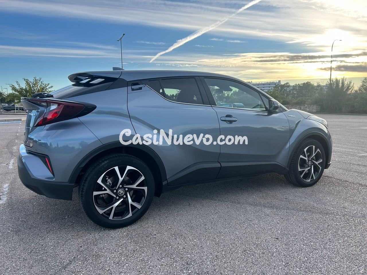 Toyota C-HR 1.8 125H ADVANCE
