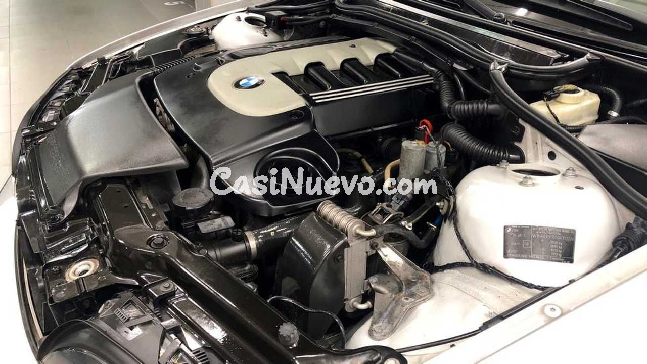 BMW SERIE 3 330d berlina