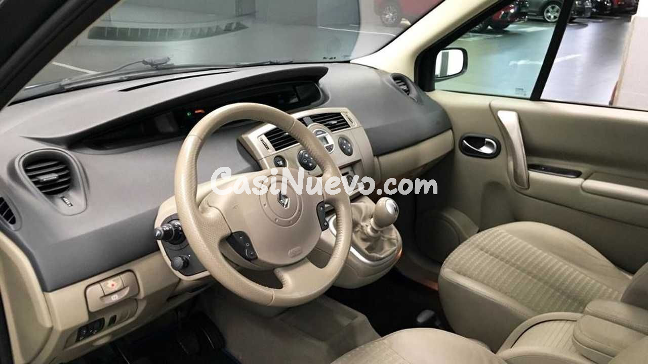 RENAULT GRAND SCÉNIC LUXE PRIVILEGE 5P 1.9DCI 130CV