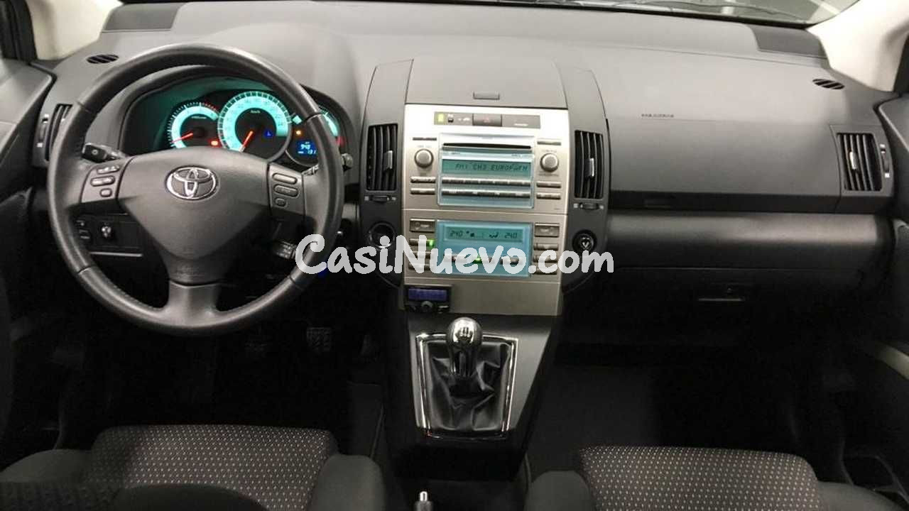 TOYOTA COROLLA VERSO 2.2 D4D 136CV DIESEL SOL